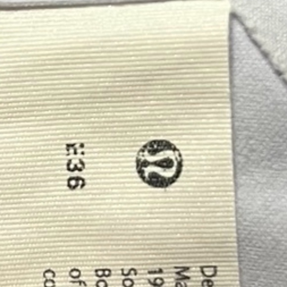 Lululemon bra - Picture 3 of 3